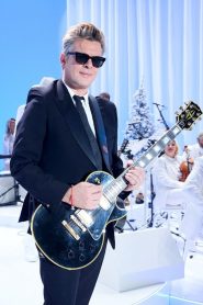 Benjamin Biolay – Christmas Show Online In Netflix
