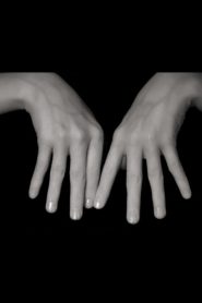 Four Hands Online In Netflix