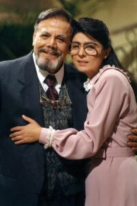 Pobre Niña Rica: Temporada 1 {year} En Netflix